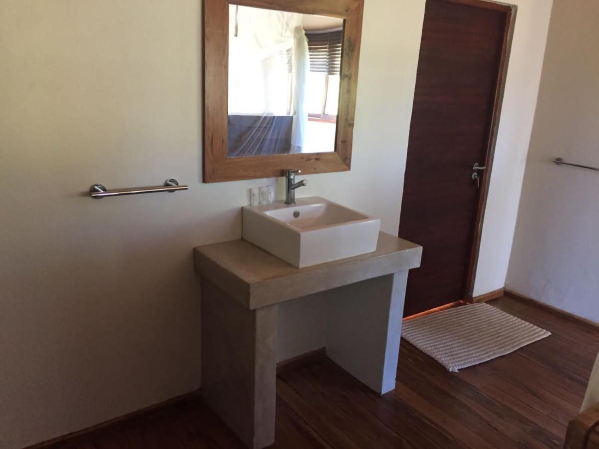 Eclectic Beach Retreat Cabo Nhamua Luaran gambar