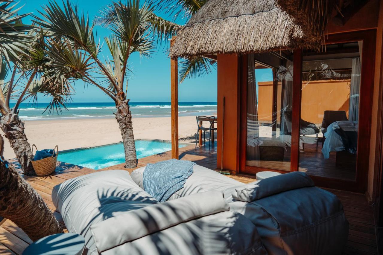 Eclectic Beach Retreat Cabo Nhamua Luaran gambar